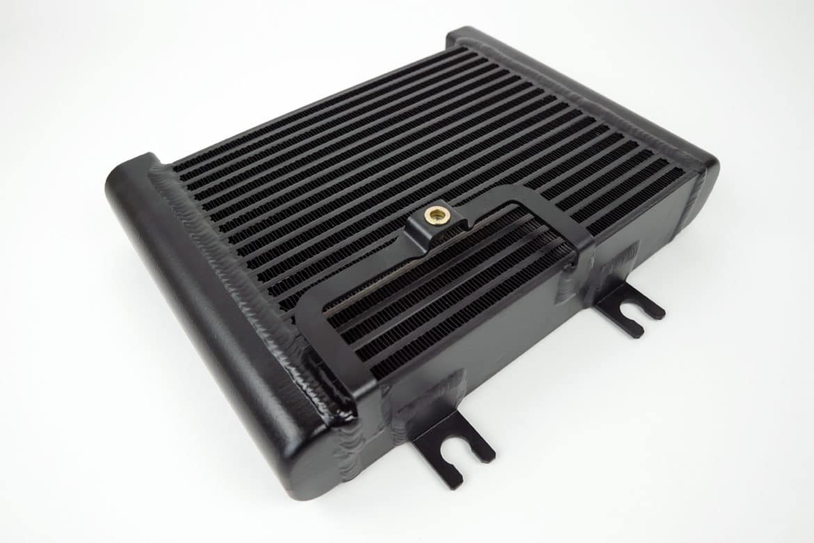 CSF Race 08+ Nissan GT-R (R35) Engine Oil Cooler