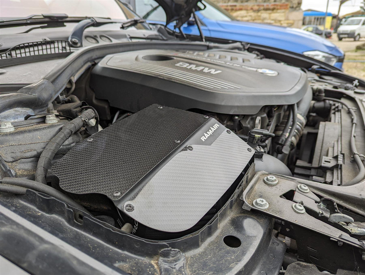 PRORAM Pleated Induction Kit (Carbon) - BMW M240i F22