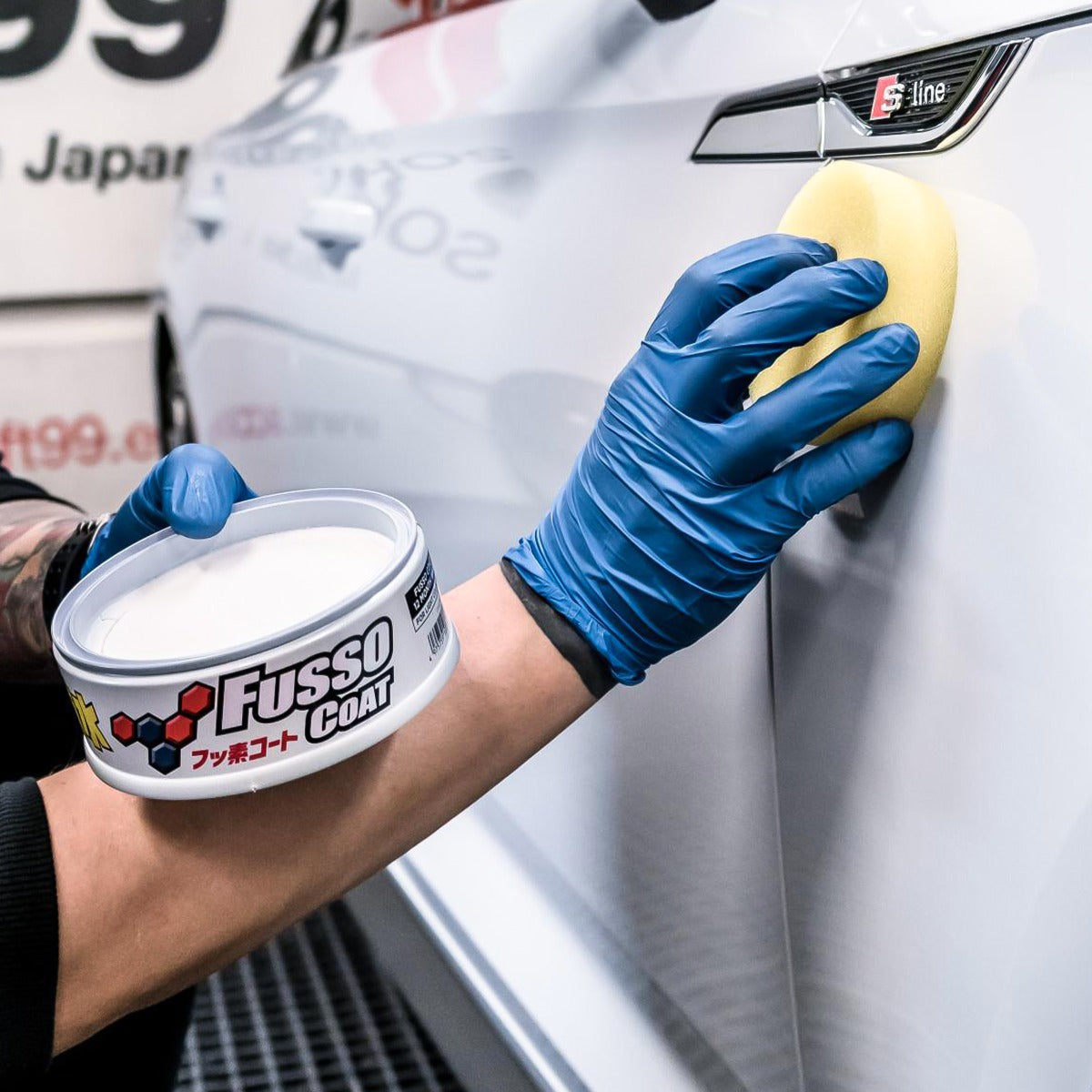 SOFT99 Fusso Coat 12 Months Wax - Light